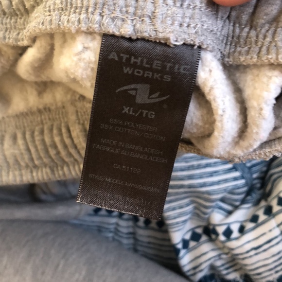 Baggy Sweatpants - Picture 3 of 5